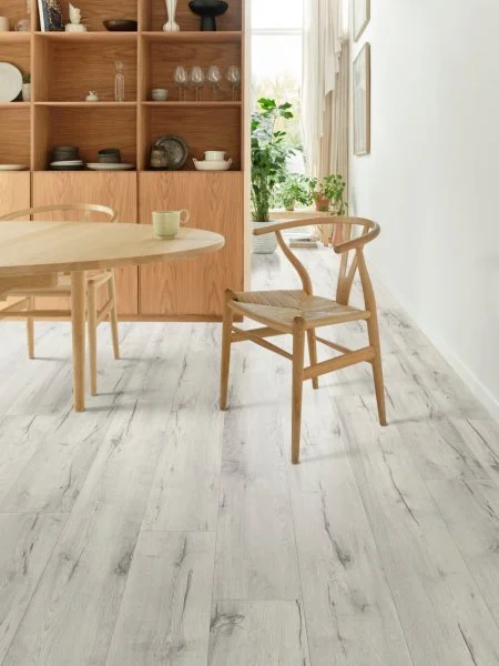 LVT-плитка Moduleo LayRed 55 EIR Mountain Oak 56112BM в Томске