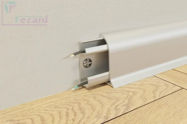 Алюминиевый плинтус Fezard Серебро 43х22х2,5м в Томске