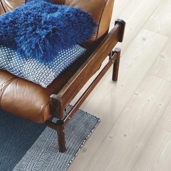 Ламинат Pergo Skara Pro Состаренная Белая Сосна L1251-03373 в Томске