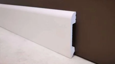 Плинтус Solid UHD 05/80 (80х13х2400 мм) в Томске