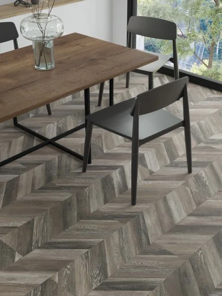 Ламинат Egger PRO 8/33 4V Large Дуб Кестинкорт Шоколад левая EPL240F4CL в Томске