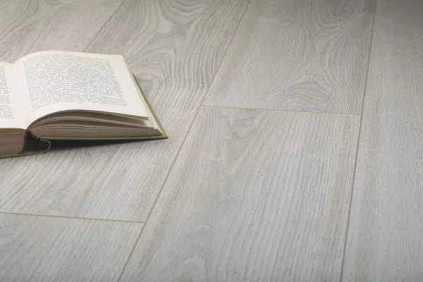 Ламинат Kronopol Platinium Milo Aqua Block 3034 Ferrara Oak в Томске