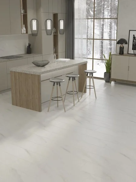 Ламинат Egger PRO 8/33 4V Large Aqua+ Мрамор Леванто белый EPL245 в Томске